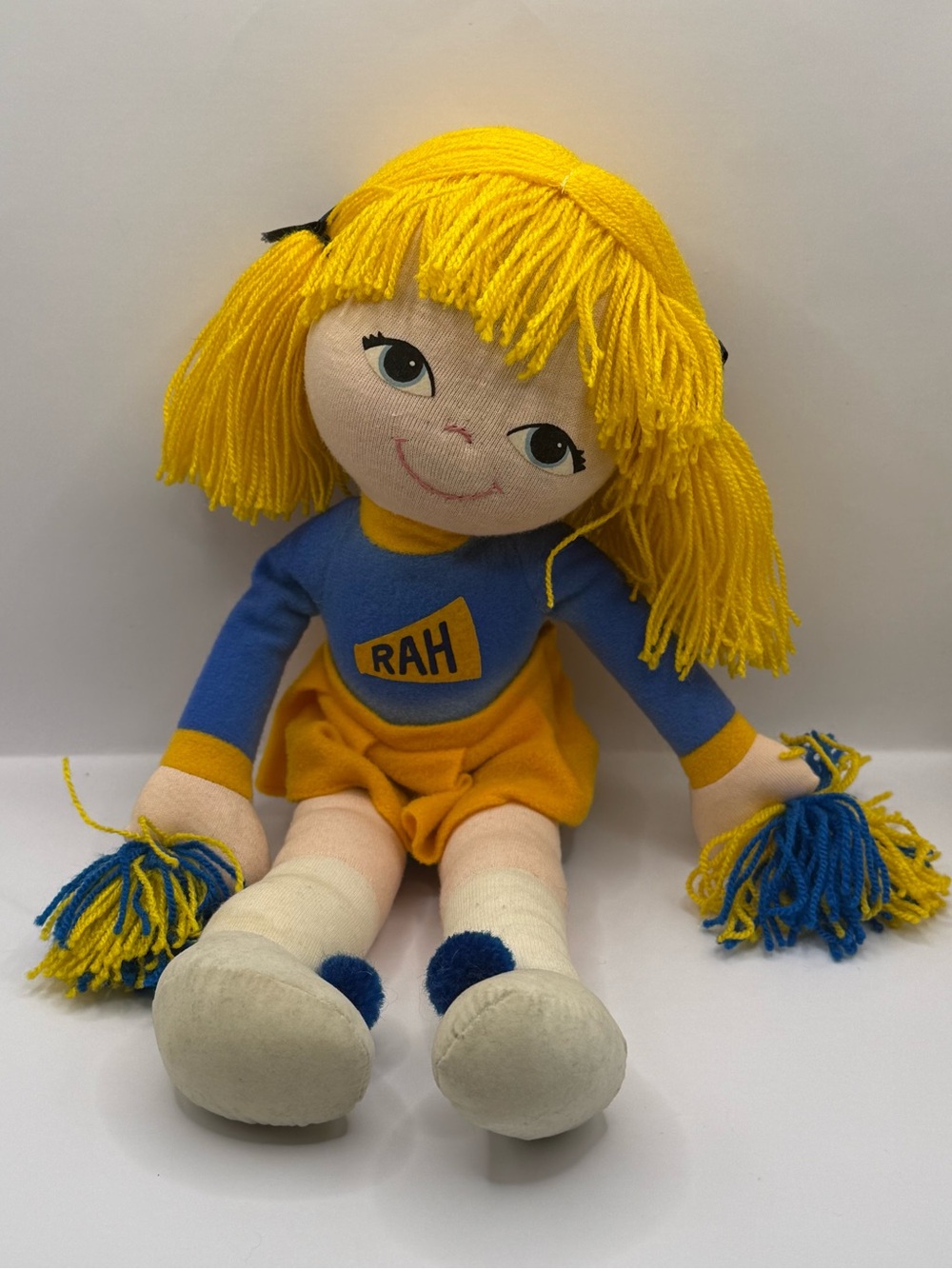 Vintage 1983 Dakin Dream Dolls Strawberry Blonde Cheerleader Soft Doll Plush